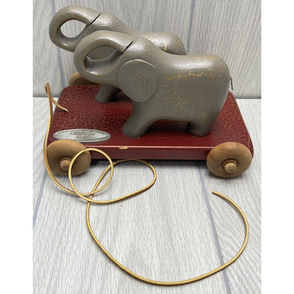 The Workshops of Gerald Henn Elephants Pull Toy 1st Annual Noahs Ark Series 1997